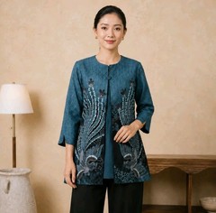 Avana by Adyatma Satya Blue Blouse Women&rsquo;s Cotton Batik
