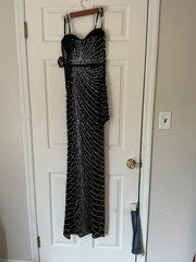 Windsor Black Solid Sweetheart Mesh Rhinestone Beaded Bodycon Long Dress XS