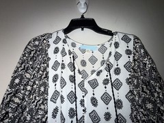 Umgee Women&rsquo;s Boho Geometric Print Tie-Neck Shift Dress