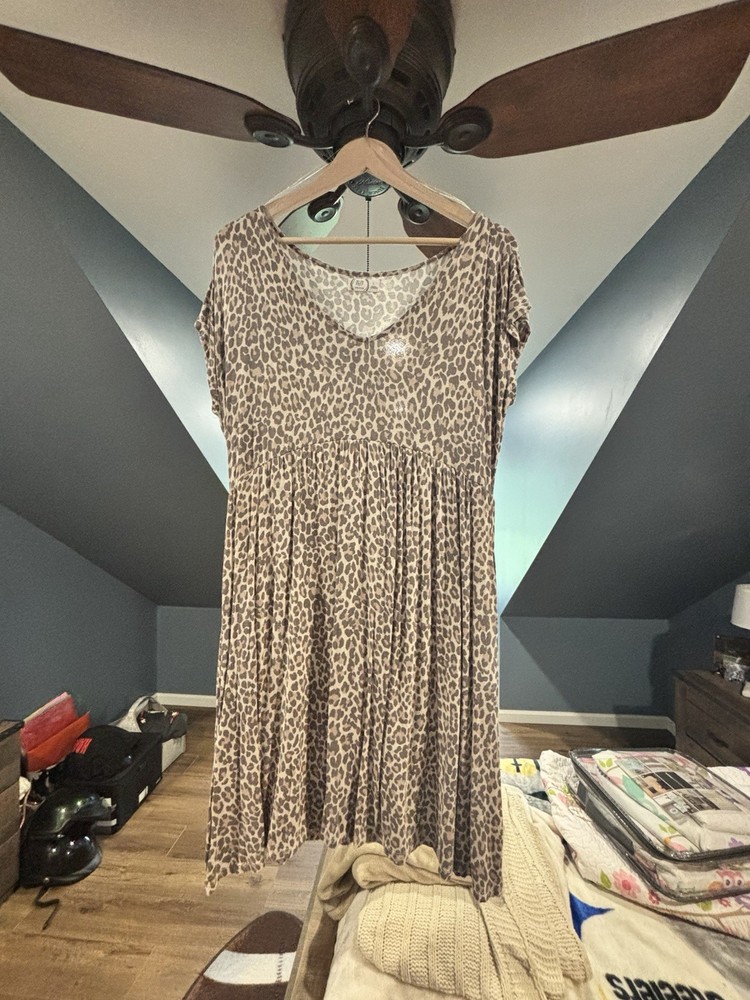 Maurice&rsquo;s Large 24/7 Dress Lg with Pockets Short Sleeve Animal Print