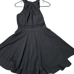 Honey and Rosie Sleeveless Dress Medium Black Short layered Dress.