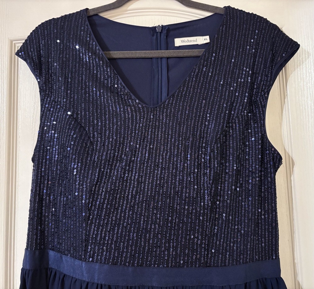 Women’s Wedtrend Navy Sequin & Ruffles Short Skirt, XL