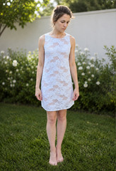 Tiana B. White Floral Lace Shift Dress Sleeveless Keyhole Back Lined 10