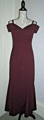 Oleg Cassini maroon full length off the shoulder dress / gown, ladies&rsquo; size 4