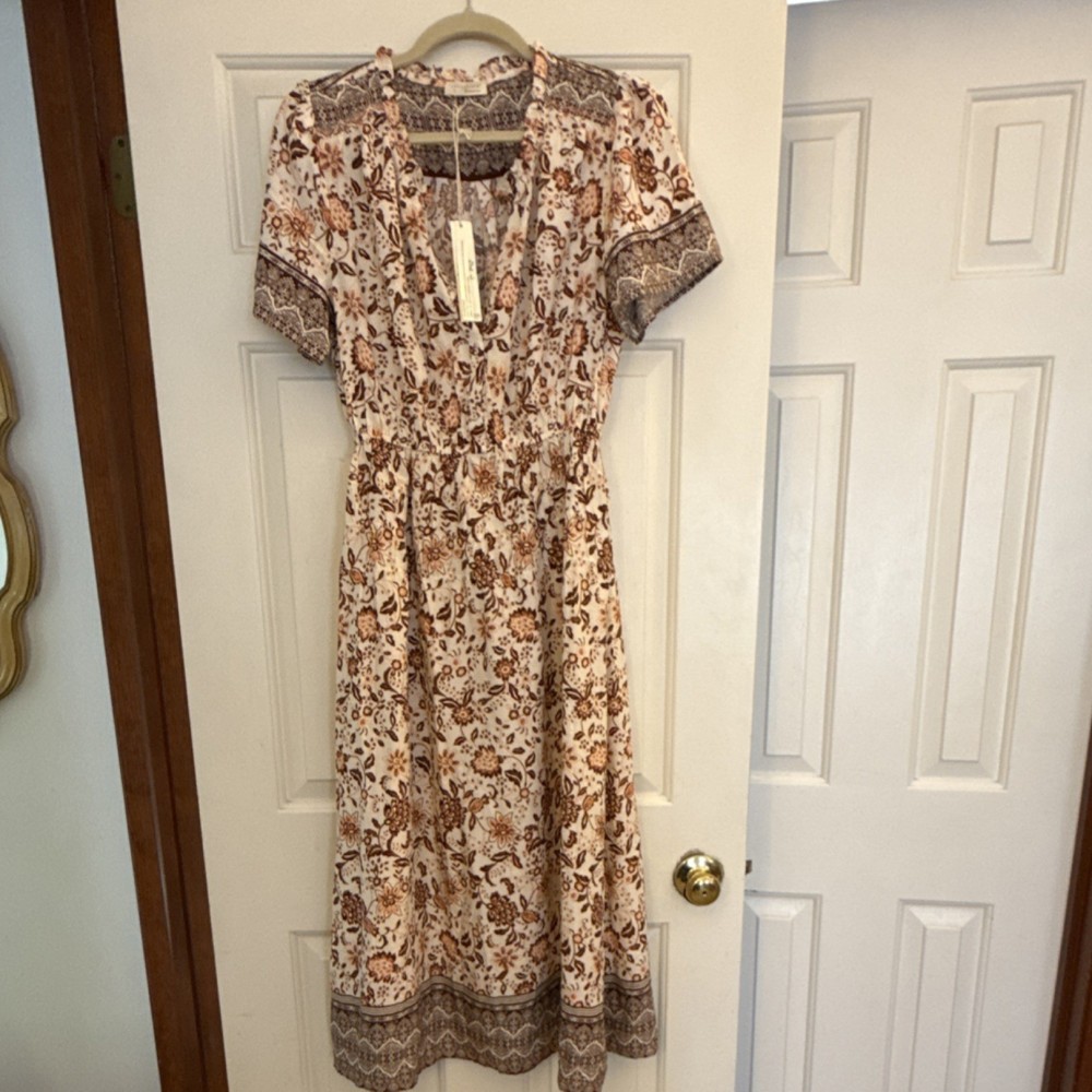 LOVESTITCH NWT Brown Peach Floral Midi Dress Ruffle V-Neck Short Sleeve M