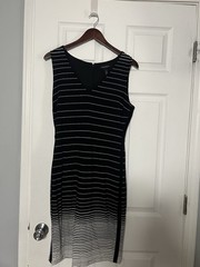 Black & White Dress. White House Black Market Brand. Size 10. length 39 inches