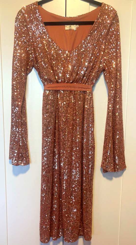 Queen B Rose Gold Sequin V-Neck Bell Sleeve Belted Lined Midi Dress L