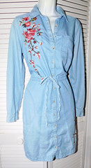 a.n.a. Size M Blue Denim Tie Waist Floral Embroidery Buttondown Womens Dress