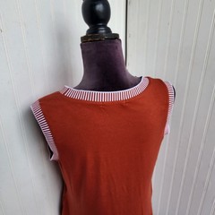 MEROKEETY Women&rsquo;s Stretch Sleeveless Pocketed Dress Shift Rusty Orange Rayon M
