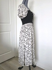 NEW Size M Heart&Heels Creme Black Floral Smocked Corset Midi Dress Puff Sleeve