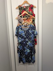 AGB Dresses Women&rsquo;s Size 8/10/Medium Lot Of 3 Shift Knee Length Multicolor