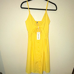 ECOWISH Yellow Solid V-Neck Spaghetti Strap Button Front Tie Knee Dress S