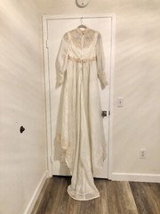 Unbranded Vintage 70’s Victorian Style Ivory/Tan Lace High Neck Hi Lo Dress S