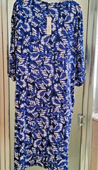 CHICO&rsquo;S BATWING SLEEVED MIDI DRESS-SIZE 1/MEDIUM-BLUES/WHITE-NO CREASING-**NEW**