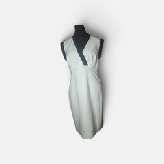 Calvin Klein Sleeveless V-Neck Sheath Dress in White with Black Trim Size 4