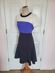 KATE SPADE New York « Jazz Things Up » Colorblock Crepe Flip Dress (Size 8)