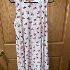 LIBERTY PARK DRESS -M-SHIFT~GRAY W/AMERICAN FLAGS~SLEEVELESS~STRETCH