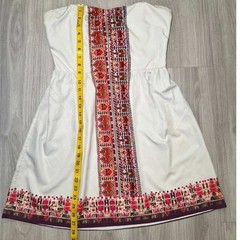 Roxy White Strapless Smocked Top Embroidered Tribal Border Dress L G G