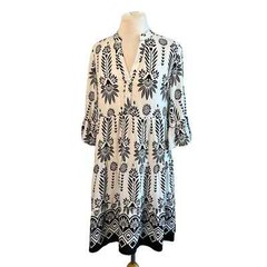 Mile Gabrielle Women&rsquo;s S Black White Boho Floral Print Bell Sleeve Dress