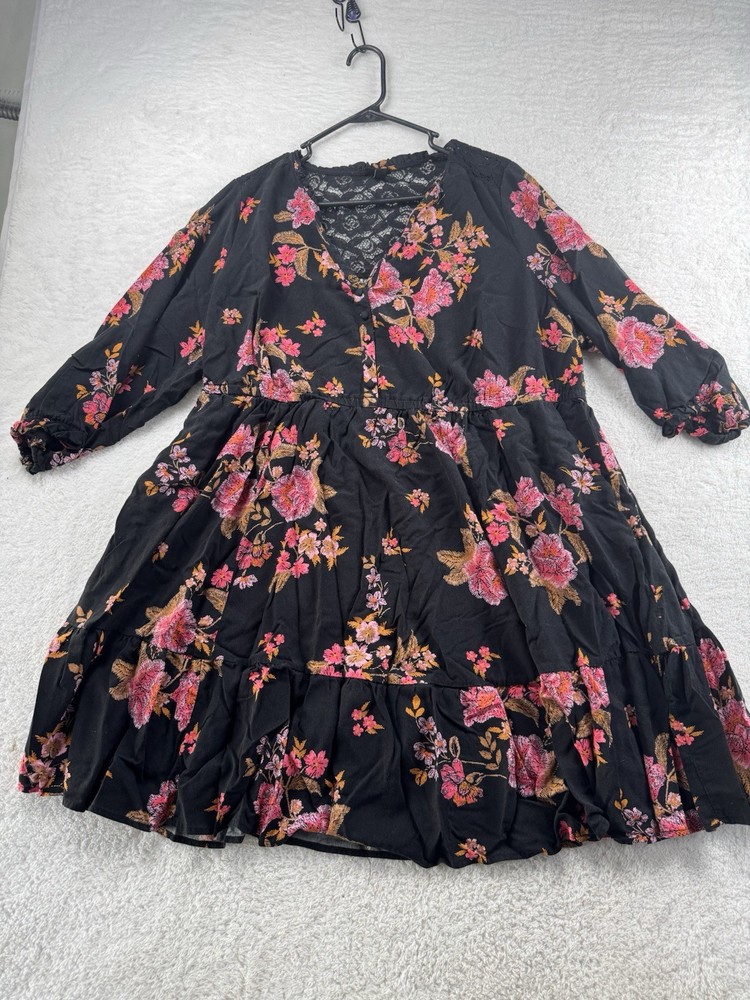 Torrid Plus Size 2 A-Line Black Pink Floral Lace Yoke V-Neck 3/4 Sleeve Dress