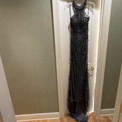 Colors Dress Gray Beaded Sequin Halter Long Formal Gown Dress, Lined size 2