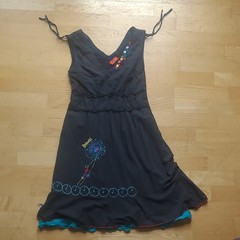 Celine Black Solid V-Neck Sleeveless Knee Length Woven Cotton Dress Size S/P