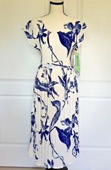 Kindred Pleated Midi Dress Size PXL Blue Cream Floral Coastal Roantic Feminine