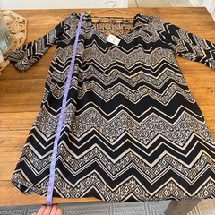 Heartsoulplus chevron geometric pattern dress lattice back and 3/4 sleeves.