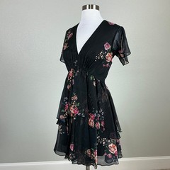 Mac Duggal 55673 Black Cocktail Dress Floral V-Neck Fit and Flare Mini Size 2
