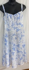 women&rsquo;s blue & white peasent dress size 4X lace up the back thin straps sexy