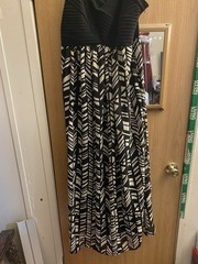 Woman’s 2X Slight Stretch Geometric Print Faux Wrap Dress Black And Cream￼