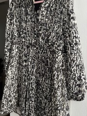 Burberry Brit Black White Abstract Chiffon Silk Collared Smocked Dress US 10