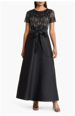 Pisarro Nights Black Beaded Bodice Mixed Media Gown Size 6 $288