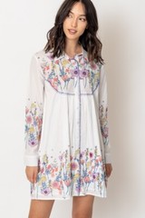 En Creme Women&rsquo;s Floral Blooms Stitched Detail Long Sleeve Mini Dress