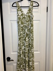 Billabong NWT midi Green Dress Floral Women’s Size Small