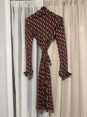 Diane von Furstenberg 100% Silk Geometric Wrap V-Neck Long Sleeve Dress 8