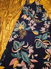 WOMEN&rsquo;S TROPICAL FLOWER SKIRT size S Small – 48&Prime; Long FLORAL WOMENS by OLD NAVY