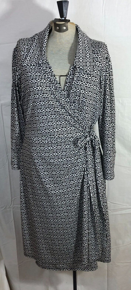 Laundry by Design Black White Geometric 3/4 Sleeve L Wrap Dress Below the Knee