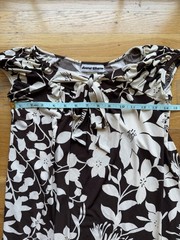 Secret Charm Brown/Beige Floral Mini Dress L Sleeveless Scoop Tie Neck Ruffle
