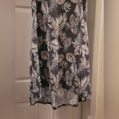Tango Mango Womens Elegant Leaf Print Sleeveless Dress Sz M Gray White Tropical