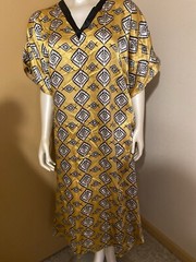 Long Caftan Gold background from Ashro One Size Fits Most Missy New