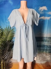 Nwt CUPSHE Women&rsquo;s V Neck Blue Dress Cover Up Size Medium..