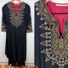 Soft Surroundings Beaded Embroidered Caftan Kaftan Maxi Dress Black Gold Red XS
