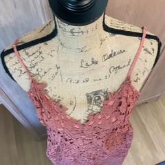 ASTR the label Lace Dress midi v neck wedding party demure pink mauve spring S