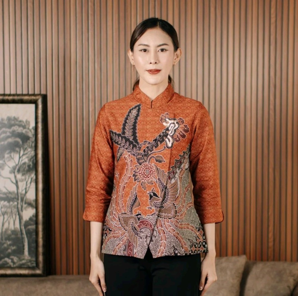 Adyatma Sasmaya Terracotta Blouse Women&rsquo;s Batik Janggan Cotton