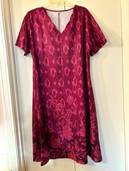 Women&rsquo;s L Burgundy Pink Floral V-Neck Short Sleeve Shift Knee Length Dress