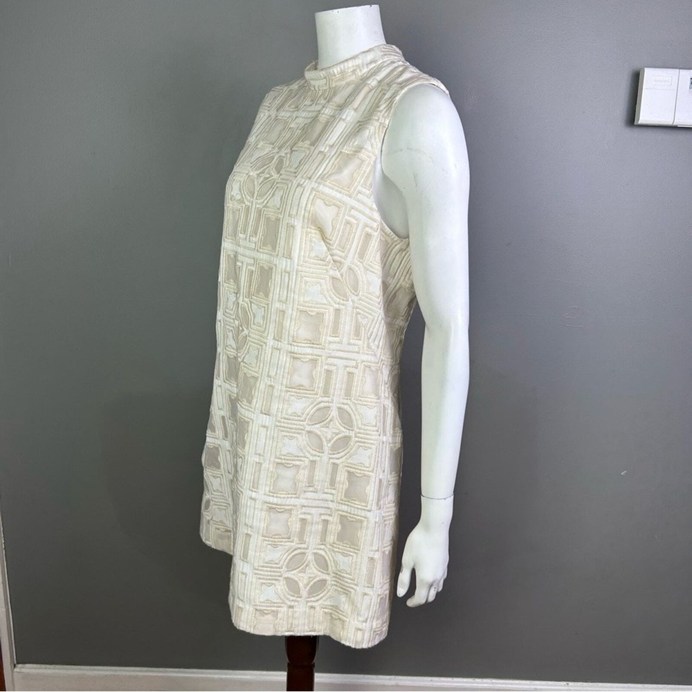 Nicole Miller dress size 10 mod embroidered retro mid century modern gogo wiggle