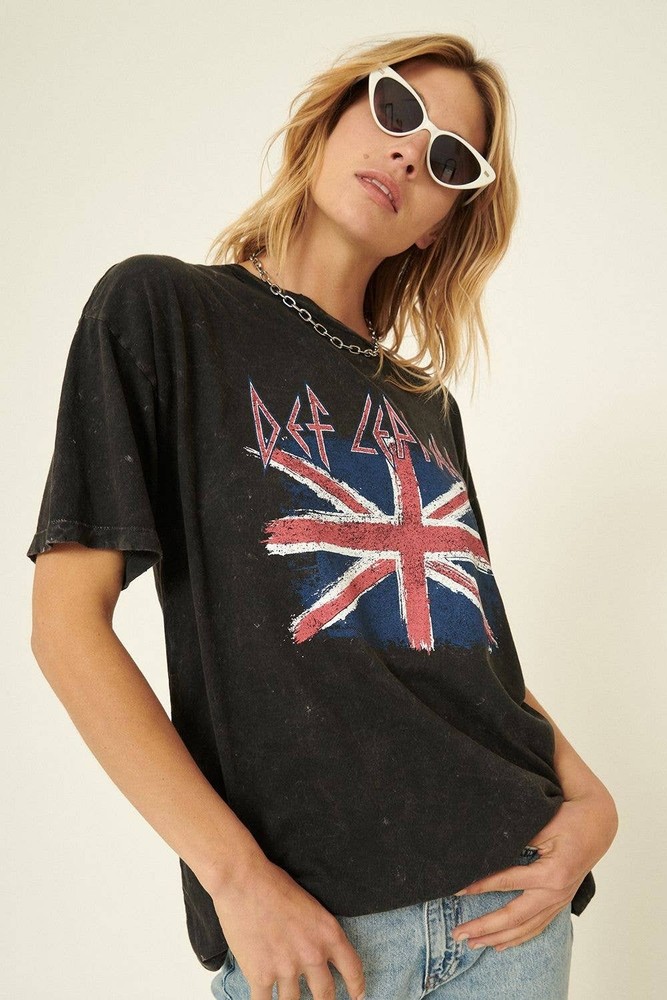 Def Leppard Union Jack Distressed Tee