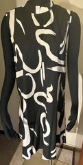NEW DRESS L Black And White Print Keyhole Neck Machine Washable Poly 40” Bust