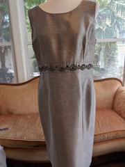 Kasper Champagne Shift Midi Dress Size 12 Beaded Waste Modern Sophisticated